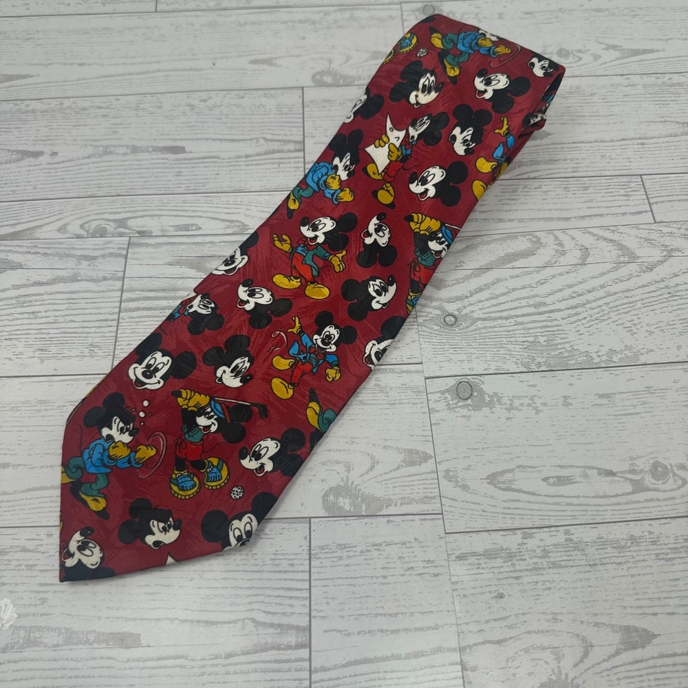 Mickey Unlimited‎ Disney Mens Silk Tie Red Mickey Mouse Sports Golf Boxing VTG